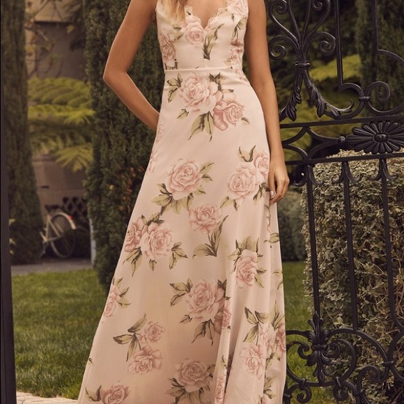 Lulus Dresses & Skirts - Lulu’s floral floor length dress